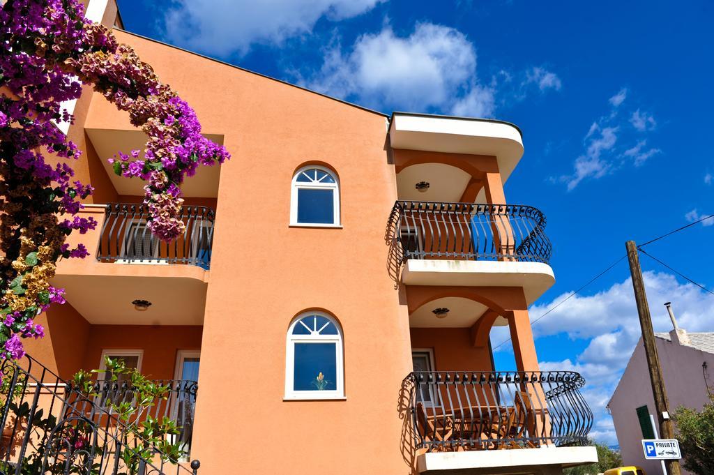 נובליה Apartments Poljski Put V מראה חיצוני תמונה
