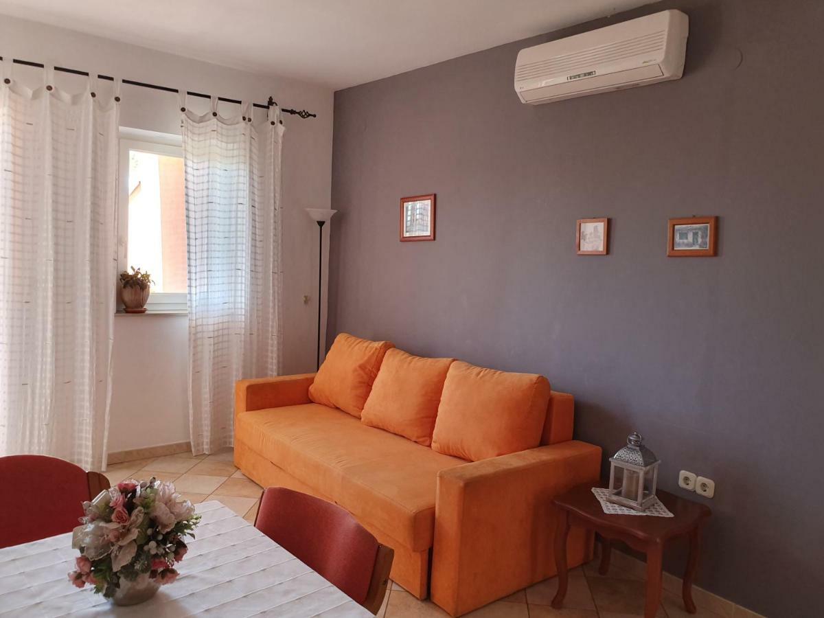 נובליה Apartments Poljski Put V מראה חיצוני תמונה