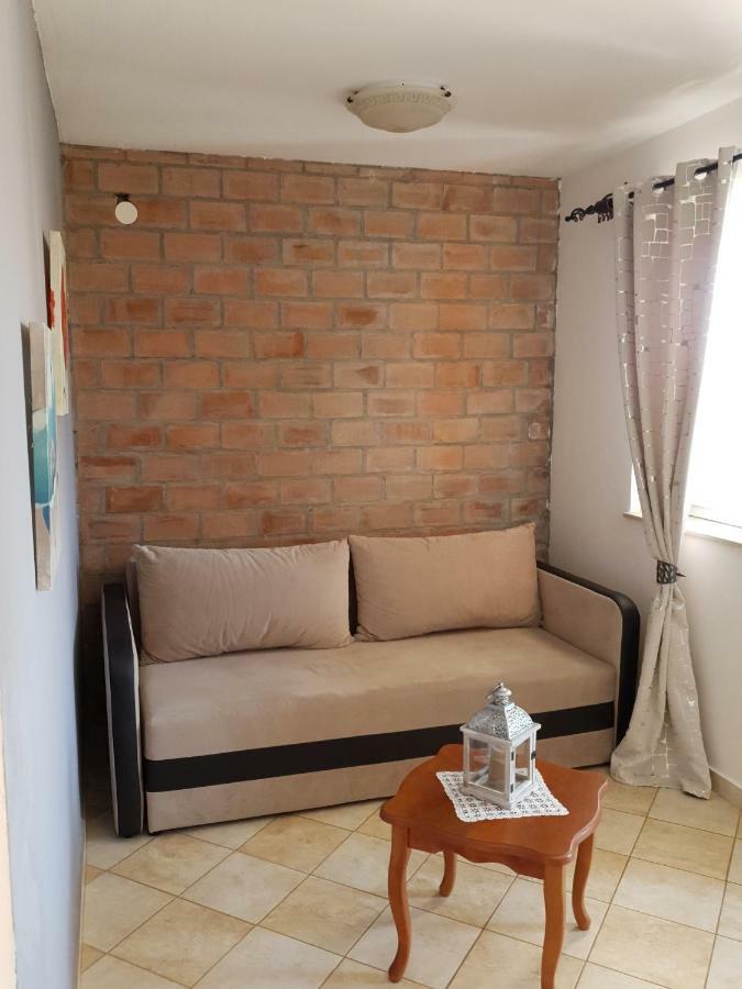 נובליה Apartments Poljski Put V מראה חיצוני תמונה